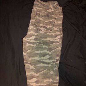 American Eagle Camo Jeans